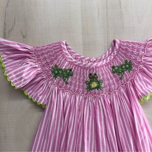 MOM & ME smocked girls frog pink striped dress boutique cotton 2T